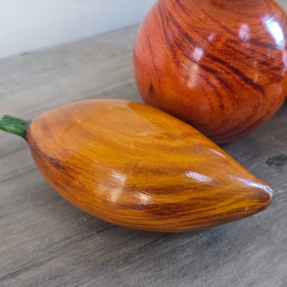 3/$55✨️ Vintage Wooden Yucatán Decorative Fruit Set - Picture 4 of 7